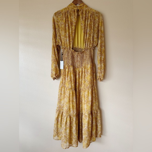 NWT ASTR The Label Floral Mock Neck Smocked Waist Maxi Dress - Picture 4 of 8